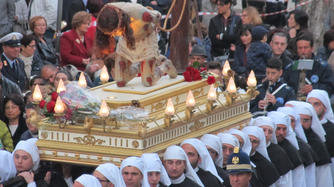 La processione del Cristo alla Colonna