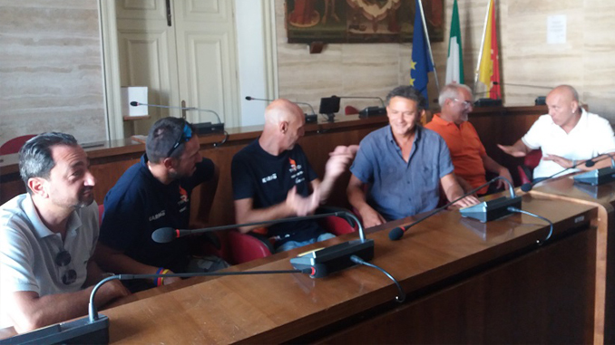 Conferenza stampa per nuoto