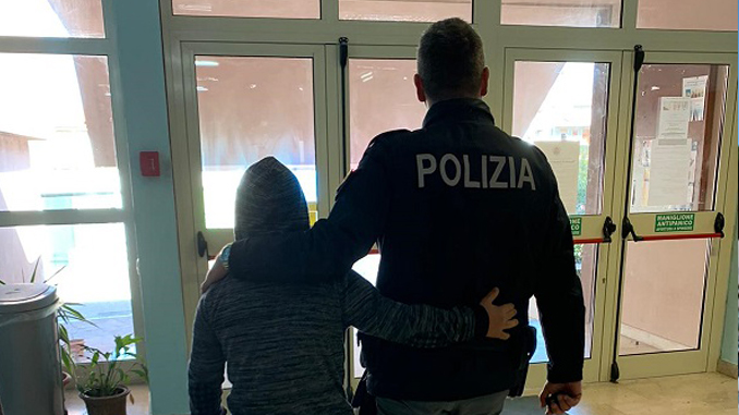 Polizia alla Quasimodo