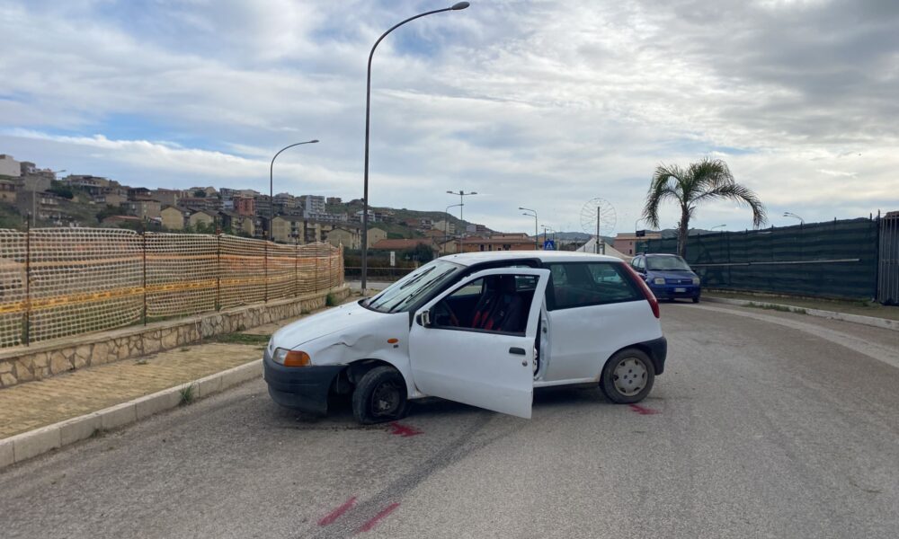 Palma, Pensionato Viene Colto Da Malore Alla Guida. Con L’auto Finisce ...