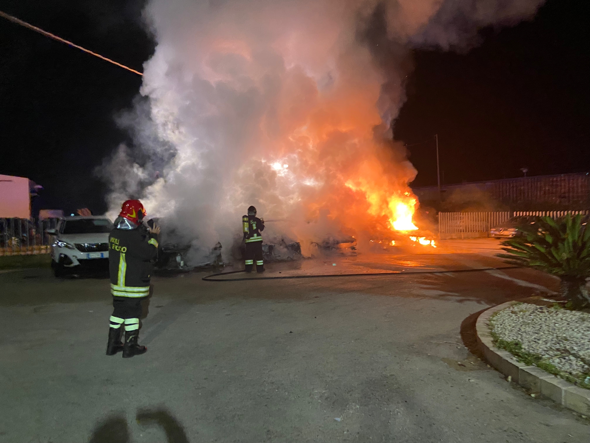 Incendio auto Generoso