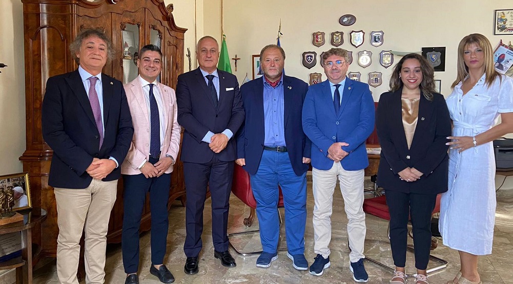 Lions dal prefetto